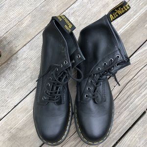 Size 10 never worn Dr Martens Men’s Boots.